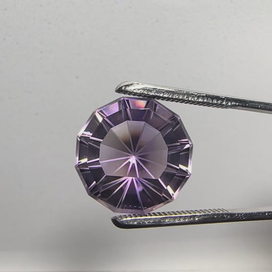 Amethyst (Rose de France)