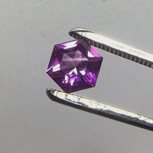 Lab sapphire (Color change)